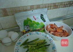 海苔芦笋虾蛋卷的做法图解1