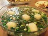 爆汁鱼丸莼菜汤
