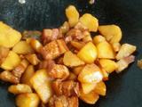 五花肉炆土豆