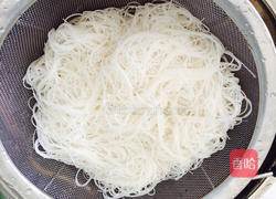素炒米粉的做法图解2