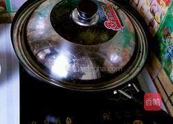 土豆焖干尖椒的做法图解2