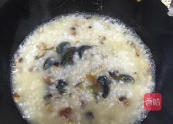 皮蛋瘦肉粥的做法图解4