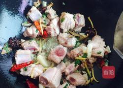 黄花菜烧排骨的做法图解4