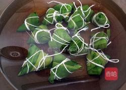 水晶迷你紫薯粽子的做法图解7