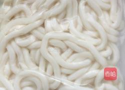 贝肉炒乌冬面的做法图解2