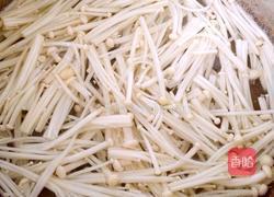 凉拌金针菇的做法图解1