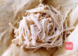 凉拌金针菇的做法图解3