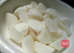 秘制白萝卜的做法图解1