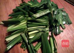 韭菜炒鸡蛋的做法图解1