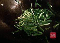 韭菜炒鸡蛋的做法图解5