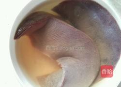 血皮菜凉拌猪肝的做法图解1