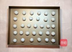 蛋白椰丝球的做法图解6