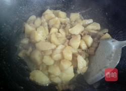 五花肉焖土豆的做法图解6