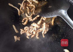 酱烧毛豆肉丝的做法图解2