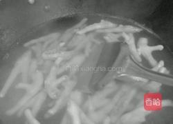 泡椒凤爪的做法图解1