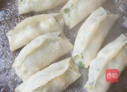 锅贴的做法图解5