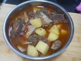啤酒土豆烧牛排