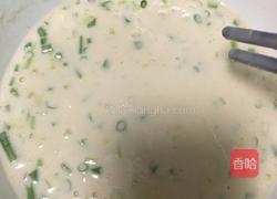 葱香蛋饼的做法图解3