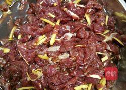 葱炒牛肉的做法图解2