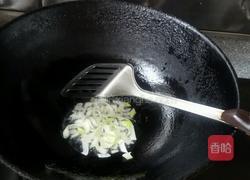 百荷炒芹菜的做法图解4