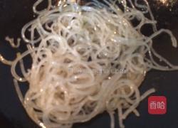 豆芽炒粉条的做法图解4