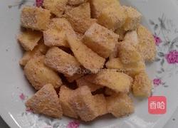 土豆粉蒸肉的做法图解1
