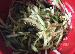 香辣黄瓜丝拌豆腐的做法图解8