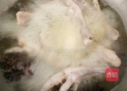 泡椒凤爪的做法图解2