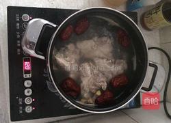 龙骨秋葵汤的做法图解3