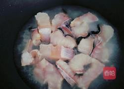酸菜鲶鱼的做法图解7