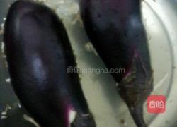 茄子焖土豆的做法图解1