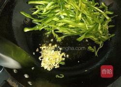 青椒炒肉丝的做法图解6