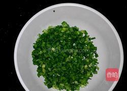韭菜鸡蛋饼的做法图解2