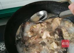 土豆炖鸡的做法图解2