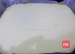 奶油草莓卷的做法图解6