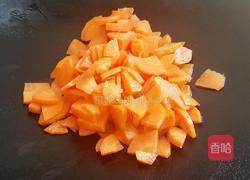 杏鲍菇胡萝卜炒肉的做法图解6