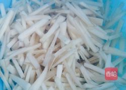 家常炒藕丝的做法图解1