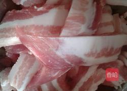 金针五花肉的做法图解1