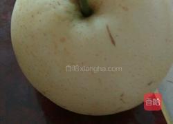 冰糖雪梨的做法图解1