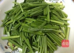 韭菜炒鸡蛋的做法图解1