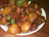 红烧肉炖土豆
