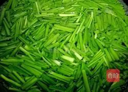 韭菜拌银鱼干的做法图解4