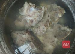 猴头菇猪骨汤的做法图解4