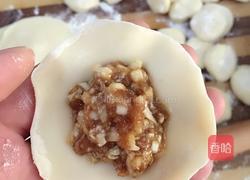 白菜猪肉饺子的做法图解7