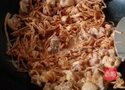 黄花菜煮鸡肉的做法图解11