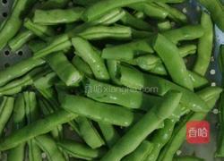 蒜香四季豆的做法图解1