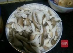 醋溜蘑菇的做法图解1