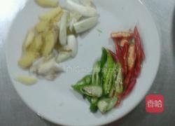 山东家常菜辣子鸡的做法图解2