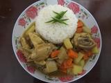 咖喱鸡块饭