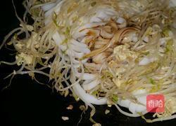豆芽炒河粉的做法图解7